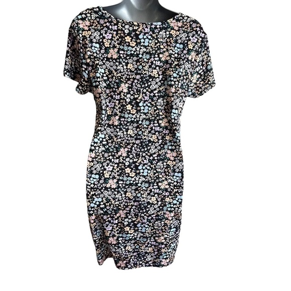 No Boundaries Floral Ruched Junior’s Dress • Used • Size: XL - Picture 8 of 8